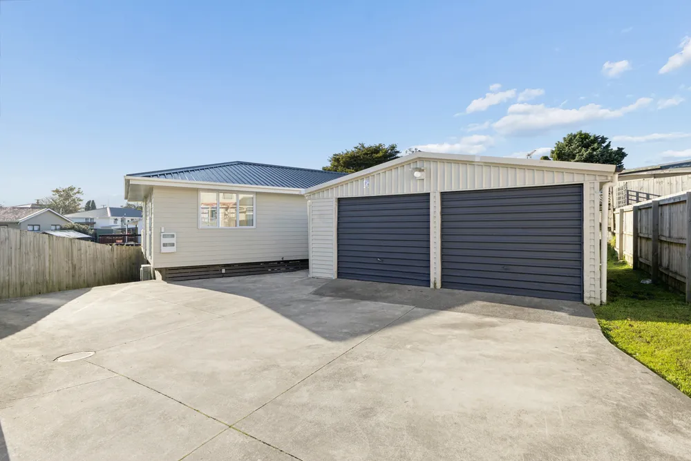 Photos of 10A Bowen Street