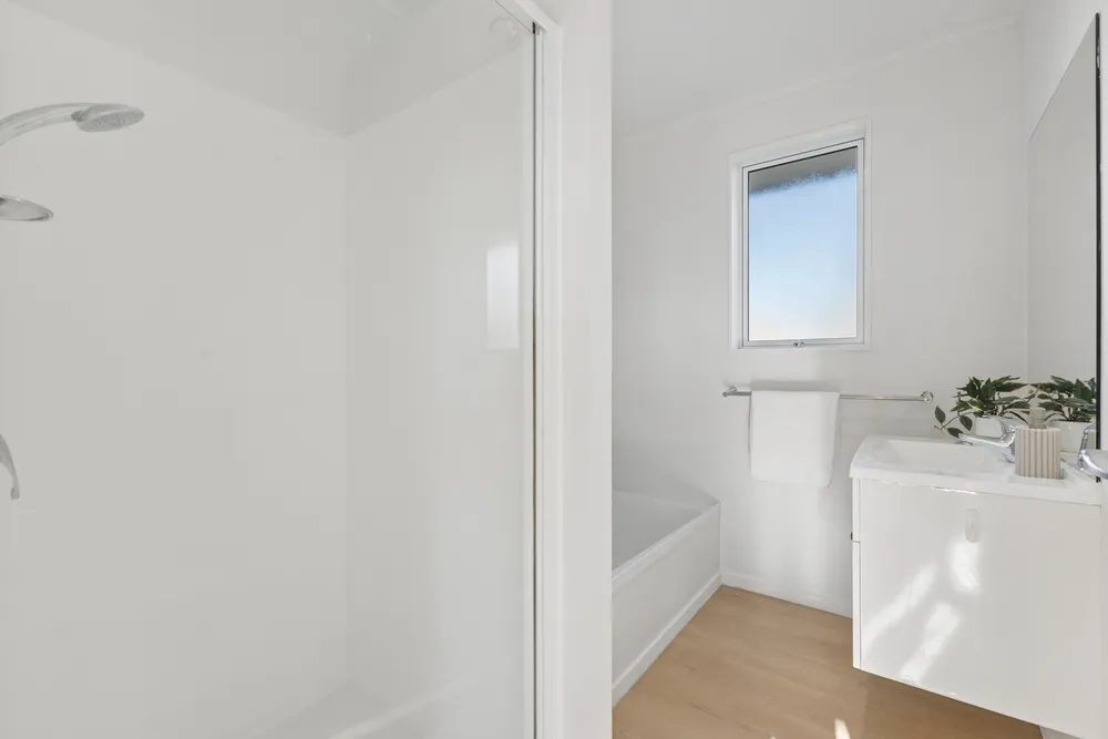 Photos of 10A Bowen Street