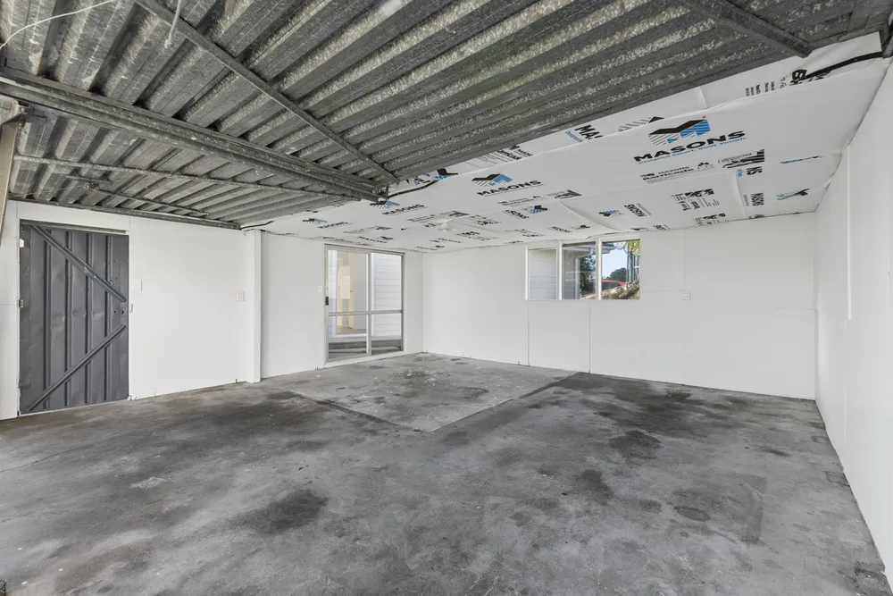 Photos of 10A Bowen Street