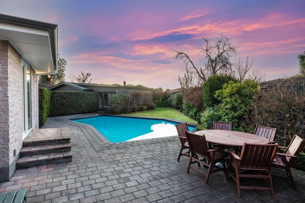 Photos of 17 Ilfracombe Place
