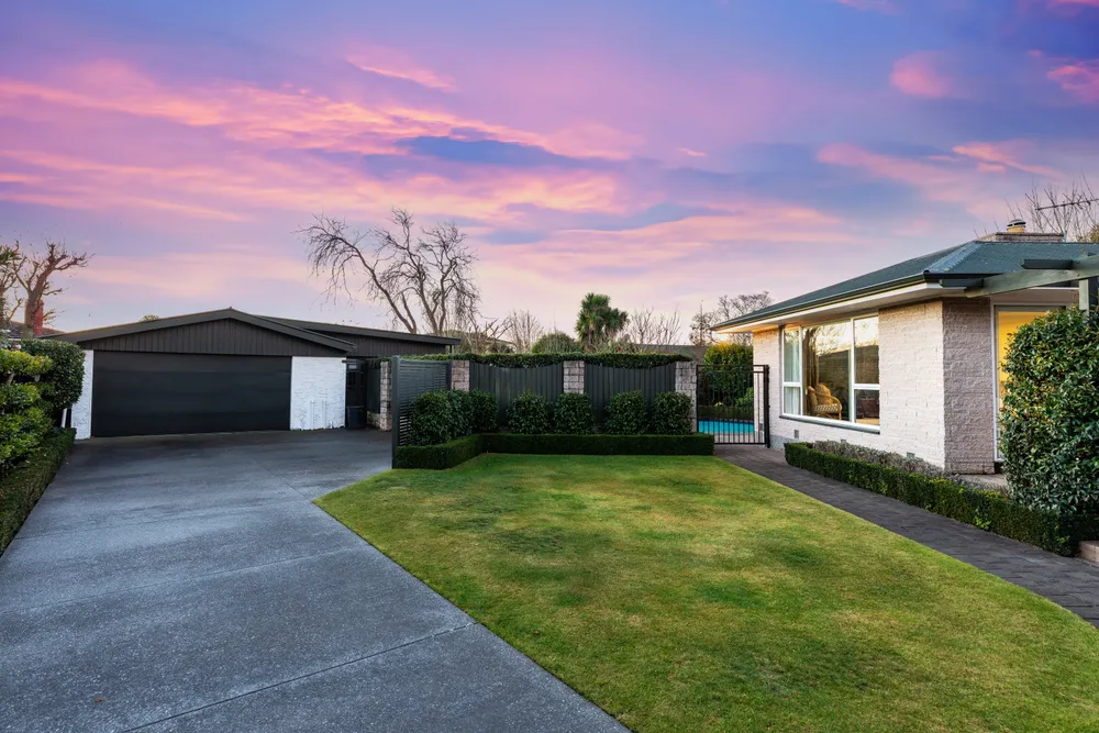 Photos of 17 Ilfracombe Place