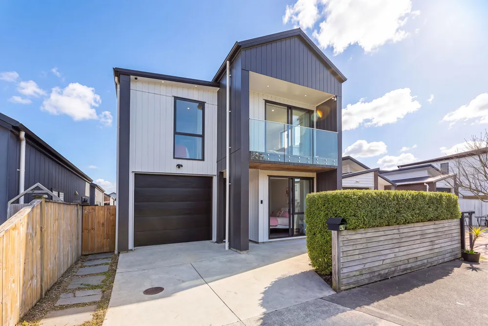 Photos of 49 Clayden Shuttleworth Street