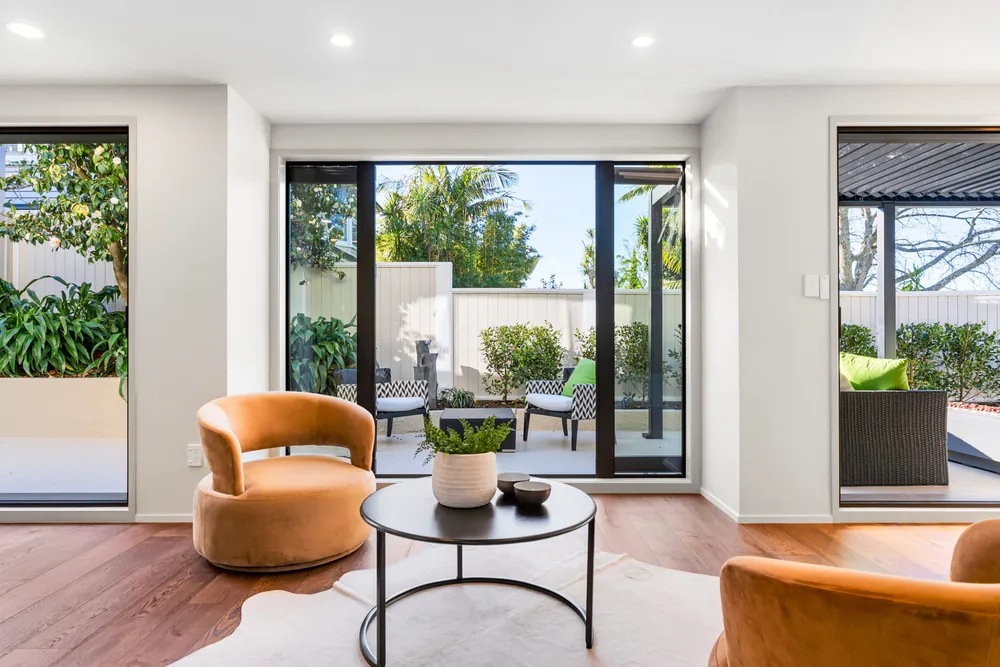 Photos of 8 Hiriri Avenue