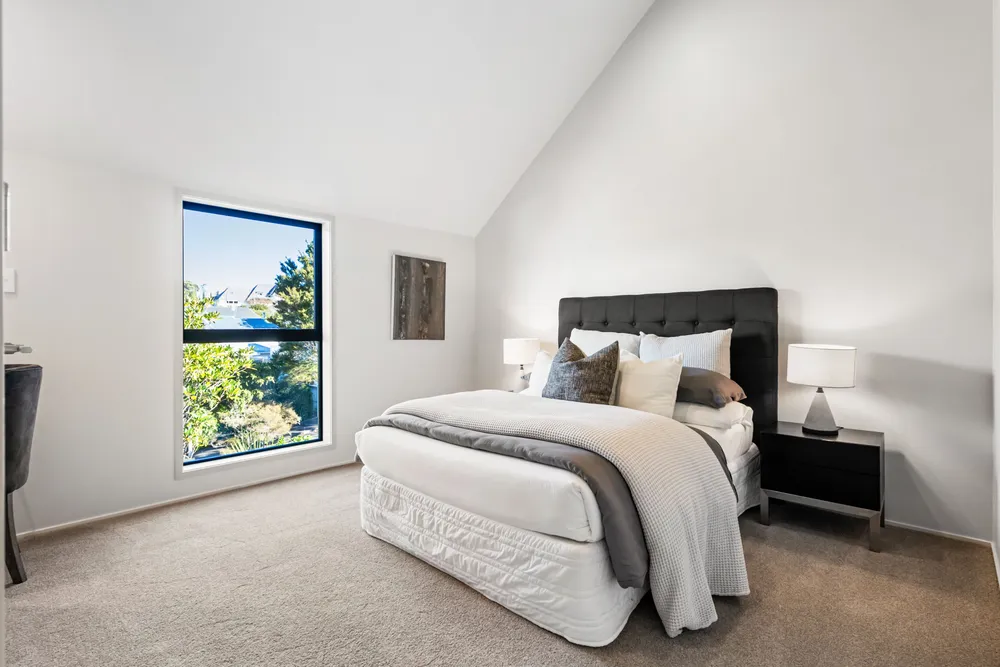 Photos of 8 Hiriri Avenue
