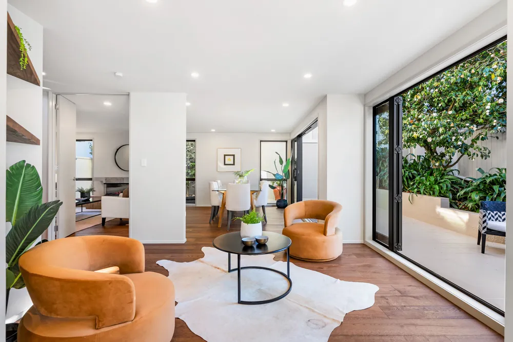 Photos of 8 Hiriri Avenue