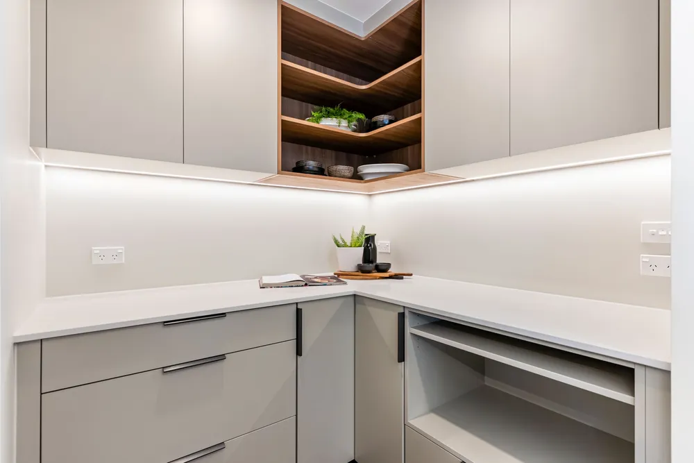 Photos of 8 Hiriri Avenue
