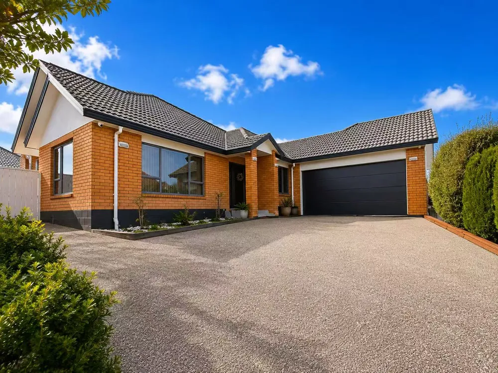 Photos of 257 Kilkenny Drive
