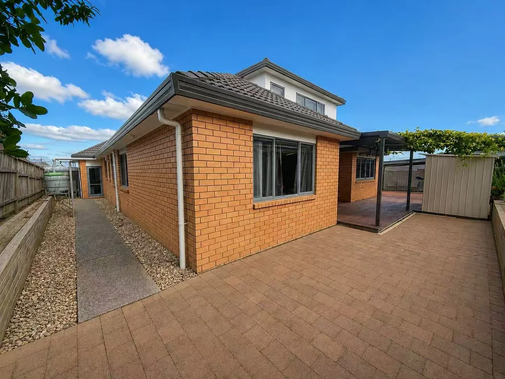 Photos of 257 Kilkenny Drive