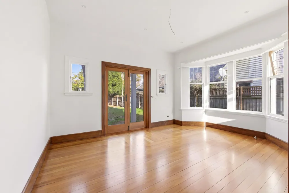 Photos of 70 Heaton Street