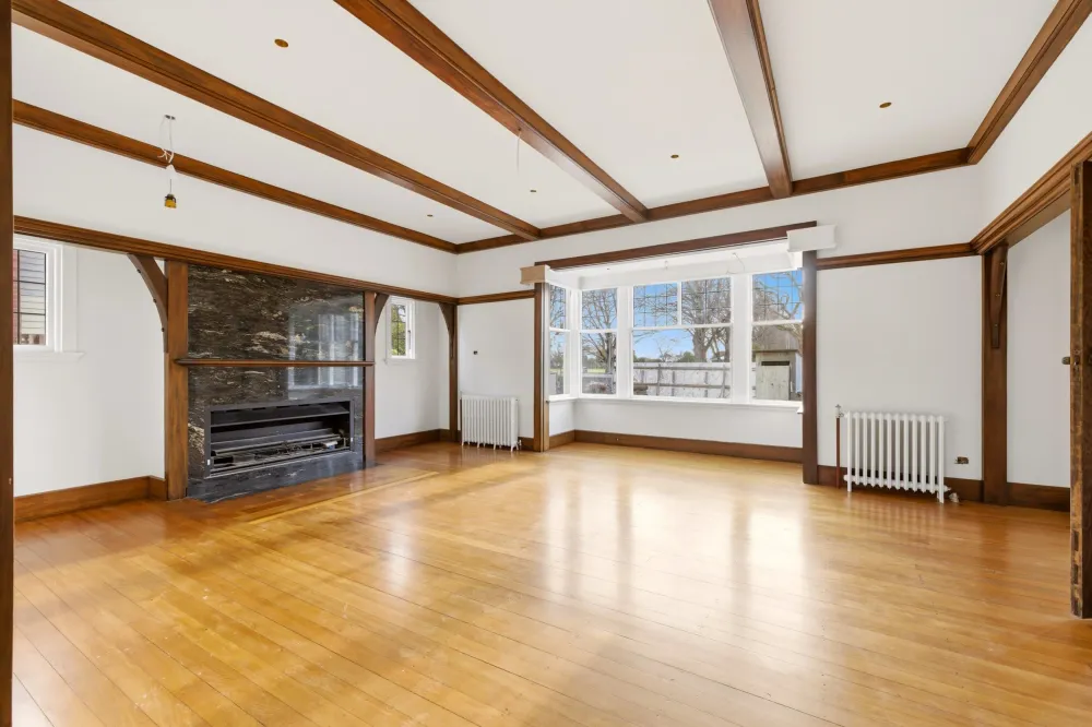 Photos of 70 Heaton Street