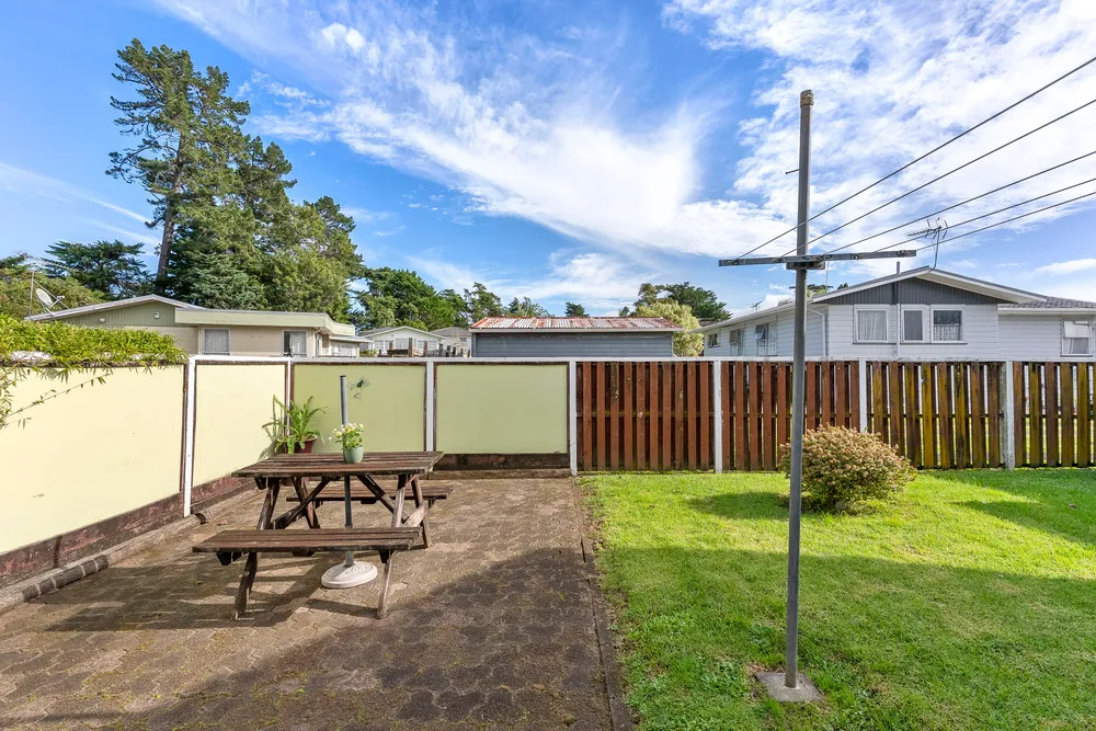 Photos of 44 Hope Farm Avenue