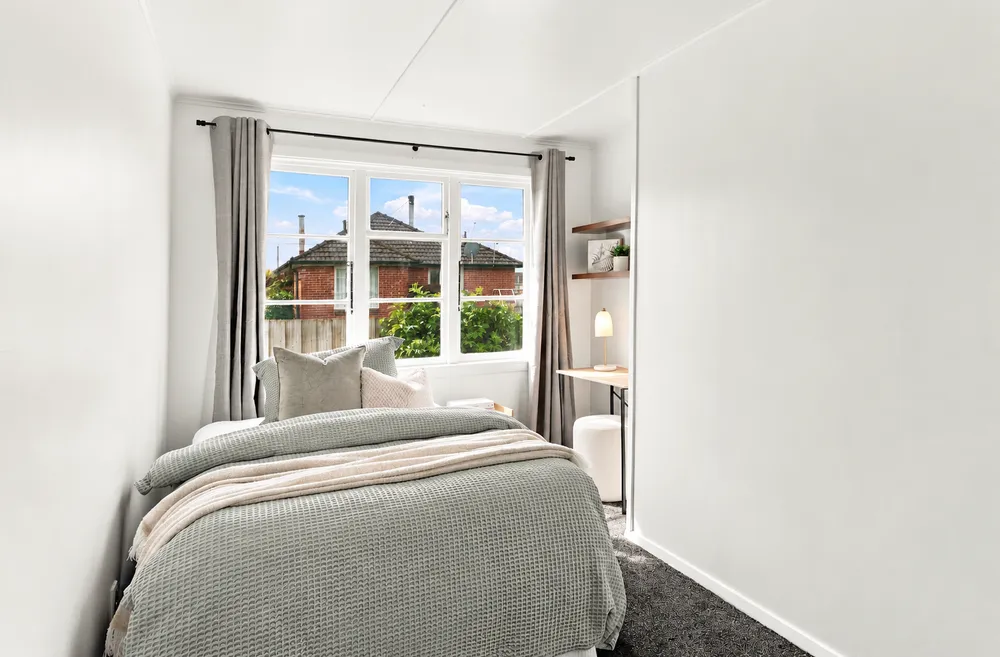 Photos of 4 Dufek Crescent