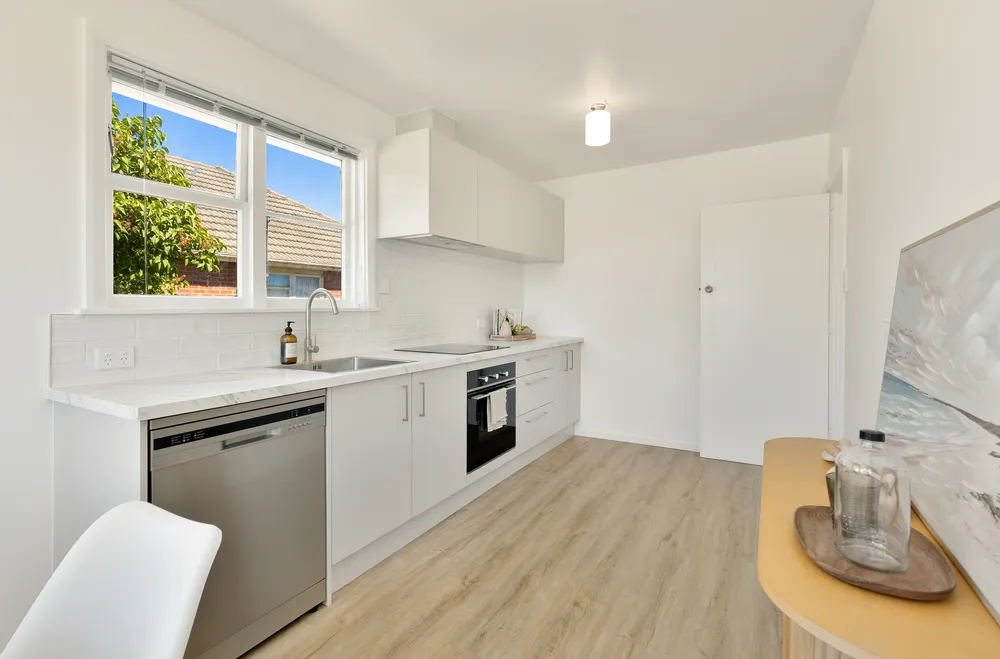 Photos of 4 Dufek Crescent