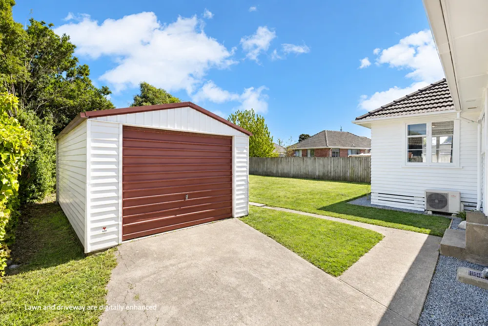 Photos of 4 Dufek Crescent