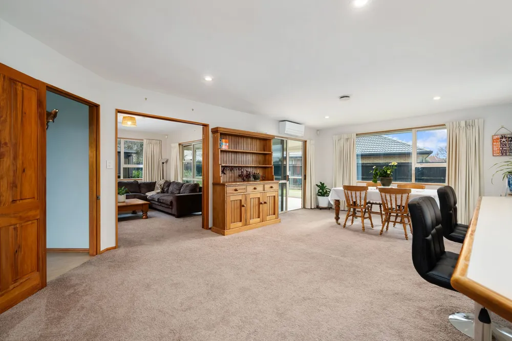 Photos of 29 Sea Eagles Place