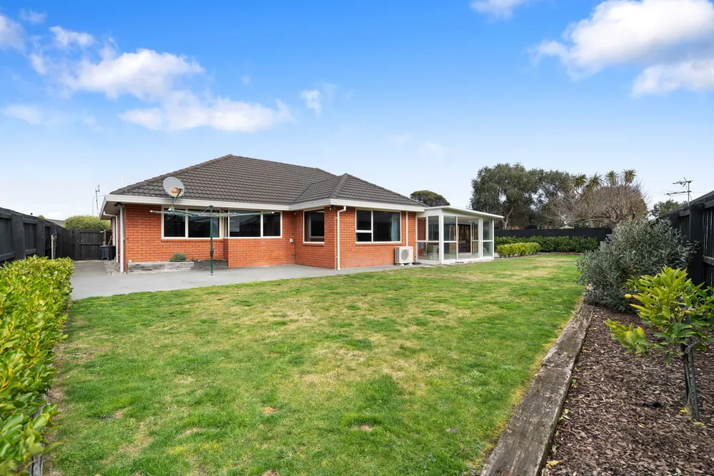 Photos of 29 Sea Eagles Place