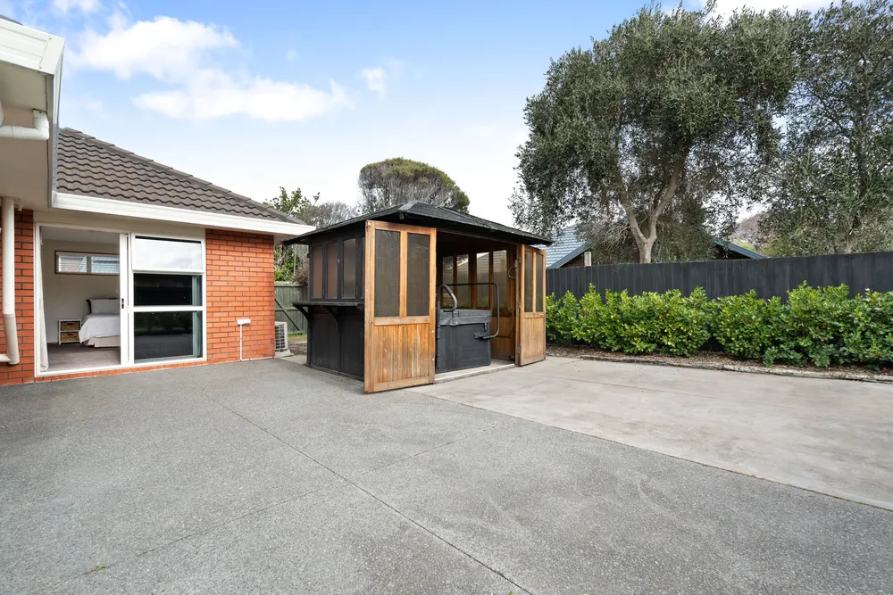 Photos of 29 Sea Eagles Place