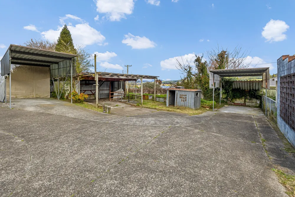 Photos of 356 Clayton Road