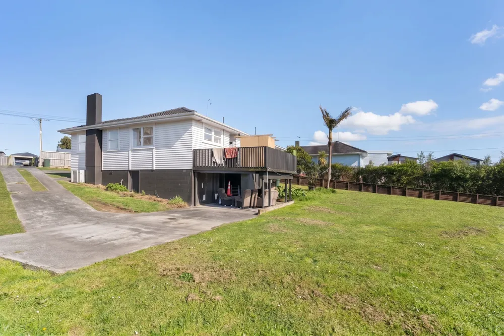 Photos of 94 Harrington Road