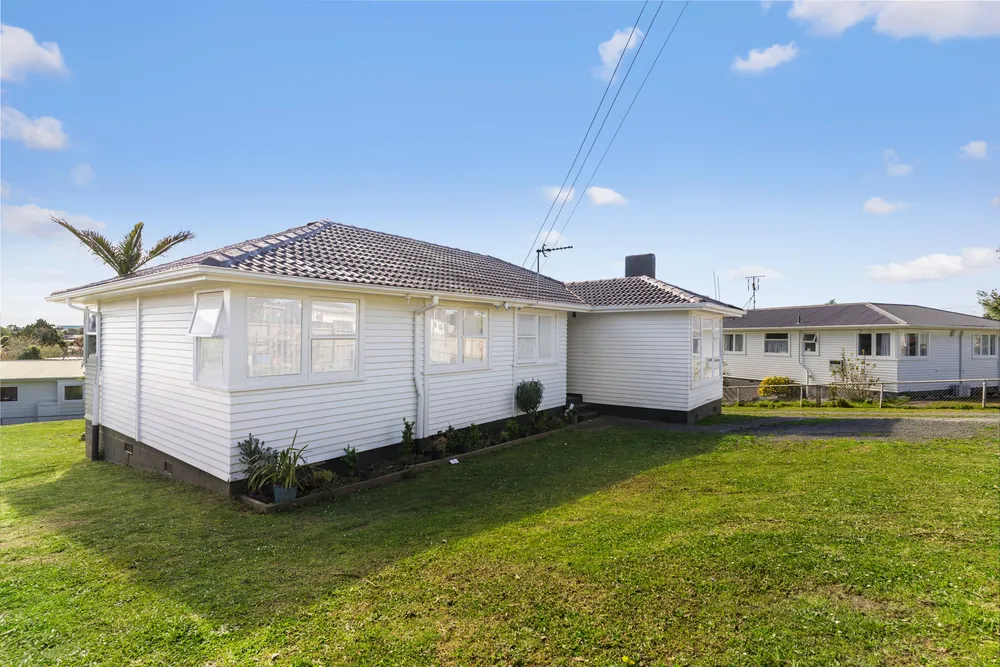Photos of 94 Harrington Road