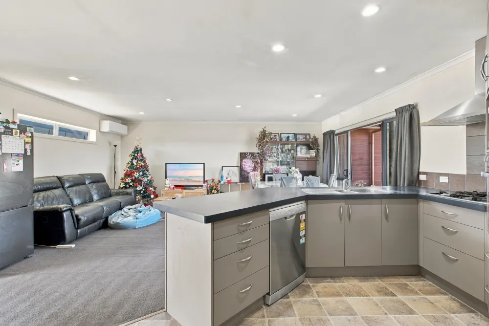 Photos of 87D Albert Street