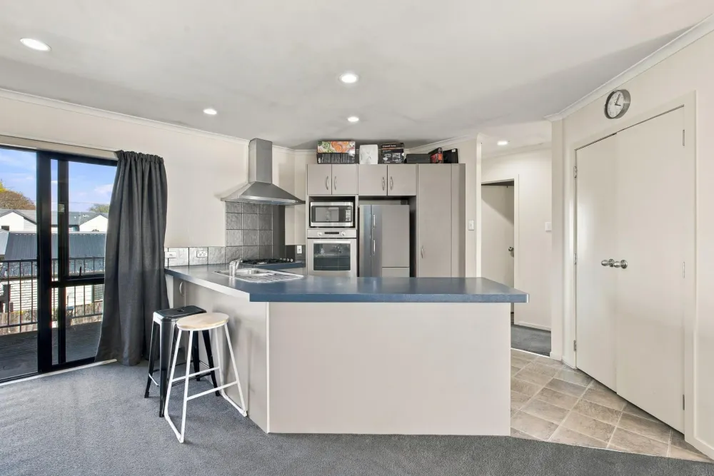 Photos of 87D Albert Street