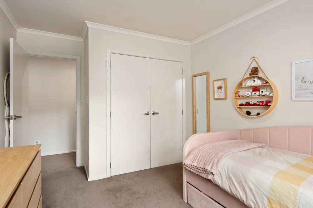 Photos of 35 Shelley Road