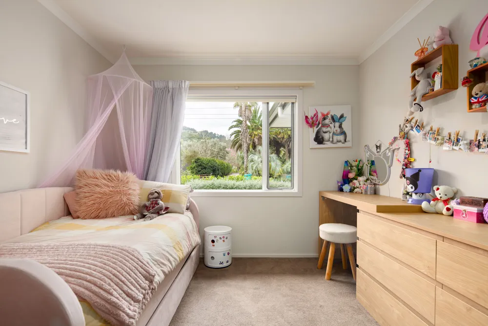 Photos of 35 Shelley Road