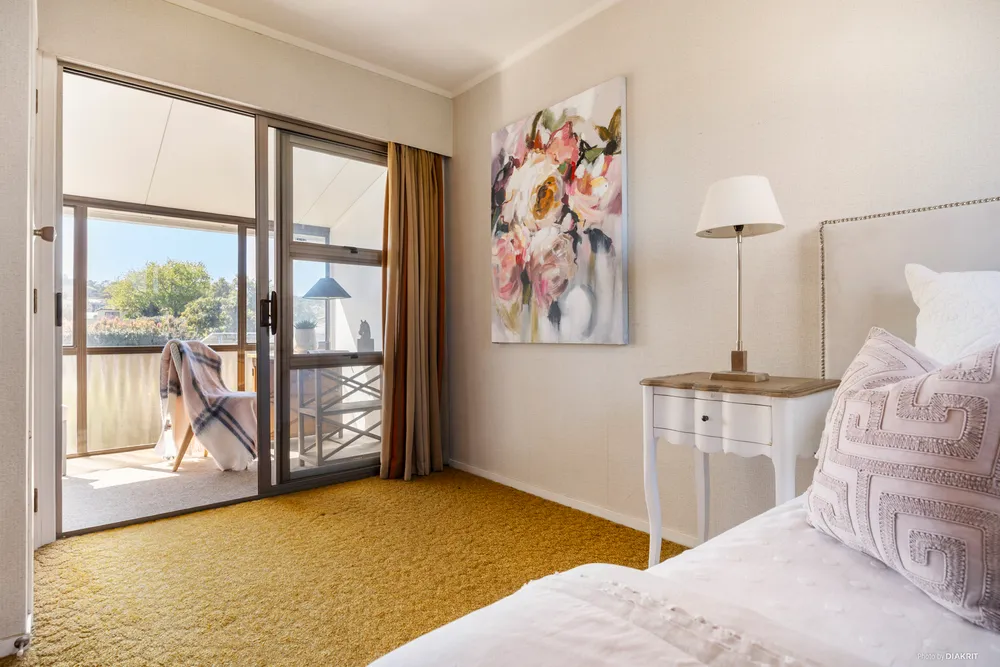 Photos of 2/141 Selwyn Street