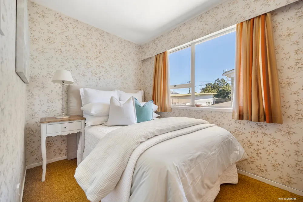 Photos of 2/141 Selwyn Street