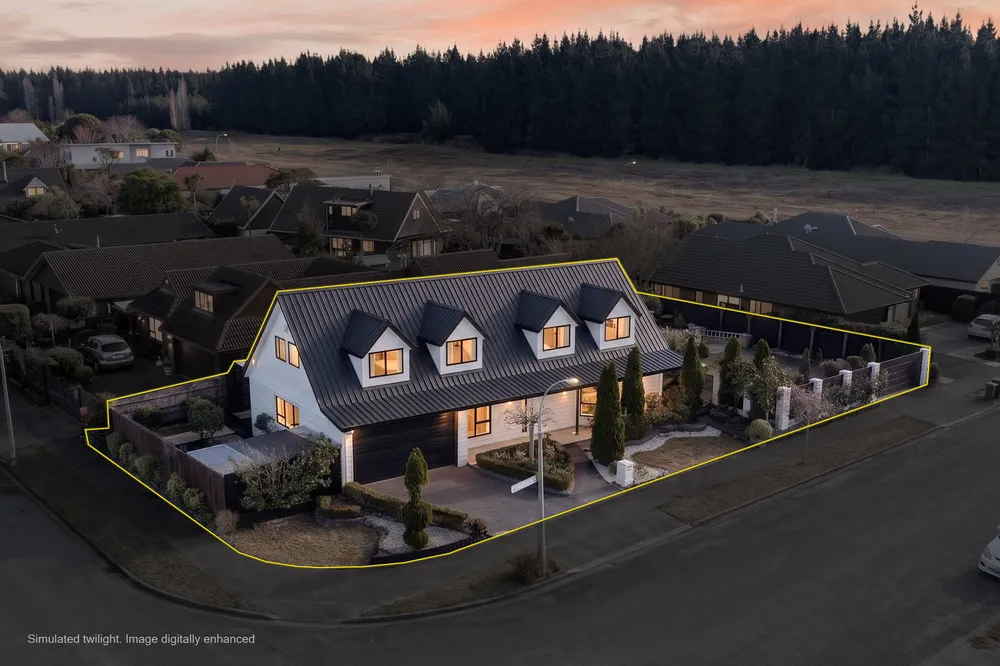 Photos of 3 Regalwood Close