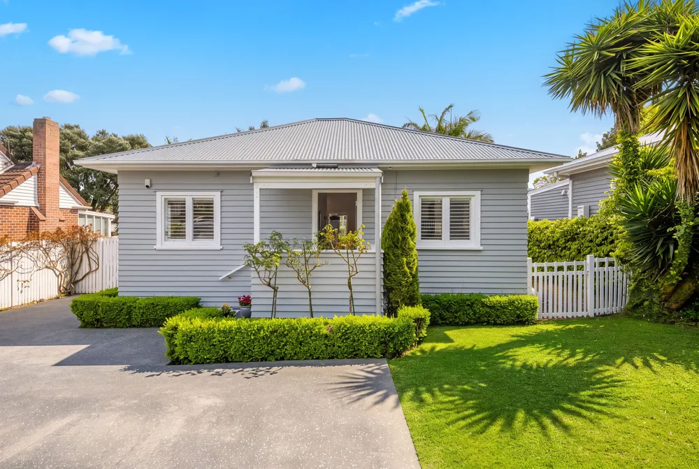 Photos of 19 Jersey Avenue