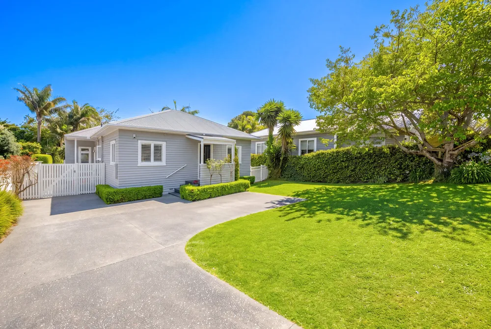Photos of 19 Jersey Avenue