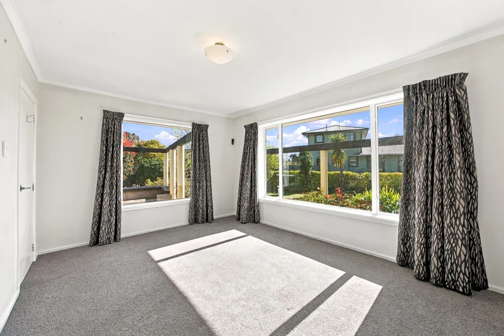 Photos of 19 Kinnaird Place