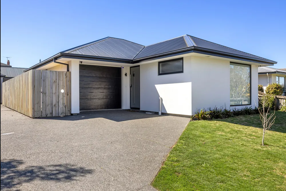 Photos of 19 Kinnaird Place