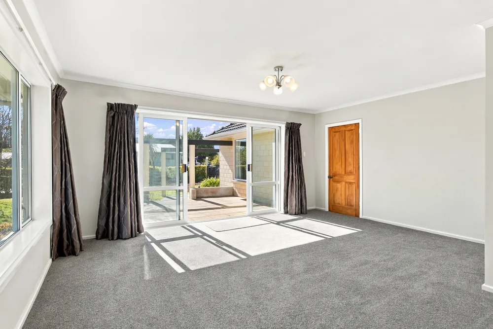 Photos of 19 Kinnaird Place