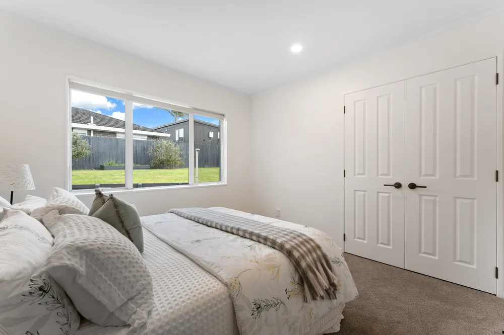 Photos of 15 Picasso Drive
