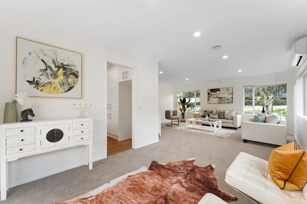 Photos of 15 Picasso Drive