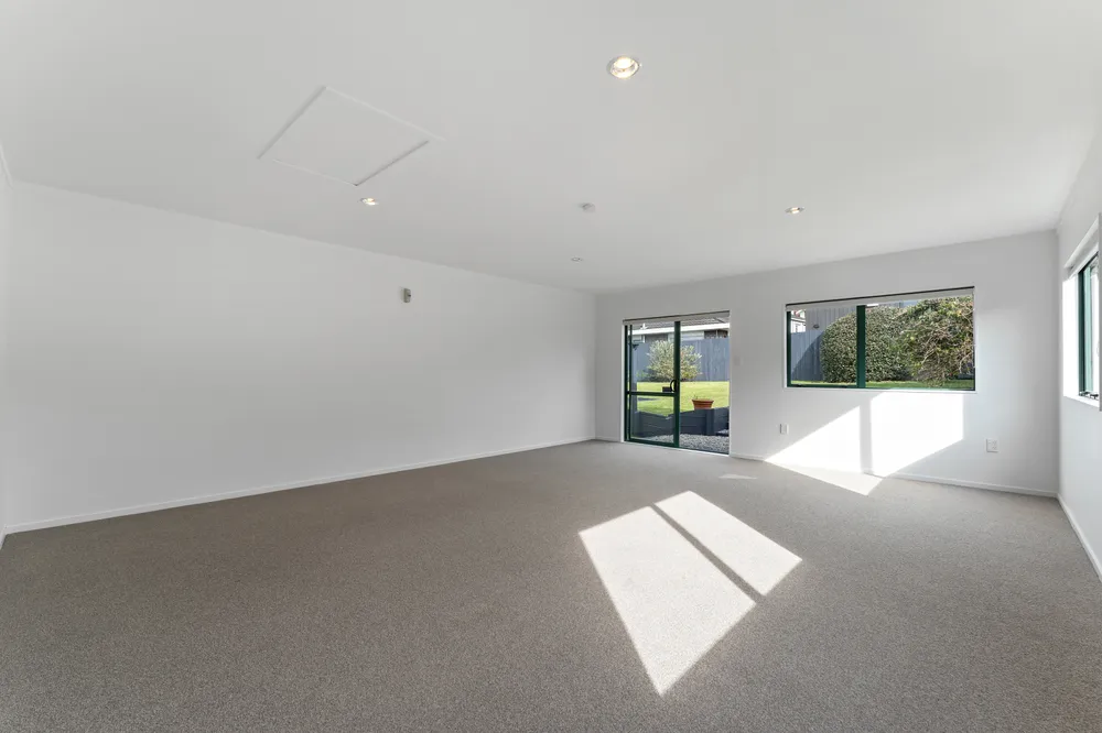 Photos of 15 Picasso Drive