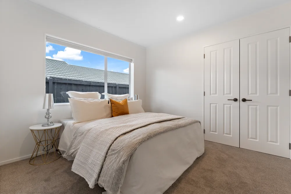 Photos of 15 Picasso Drive