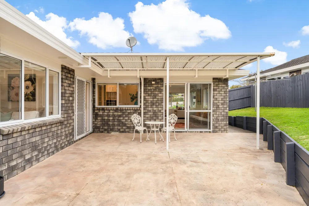 Photos of 15 Picasso Drive