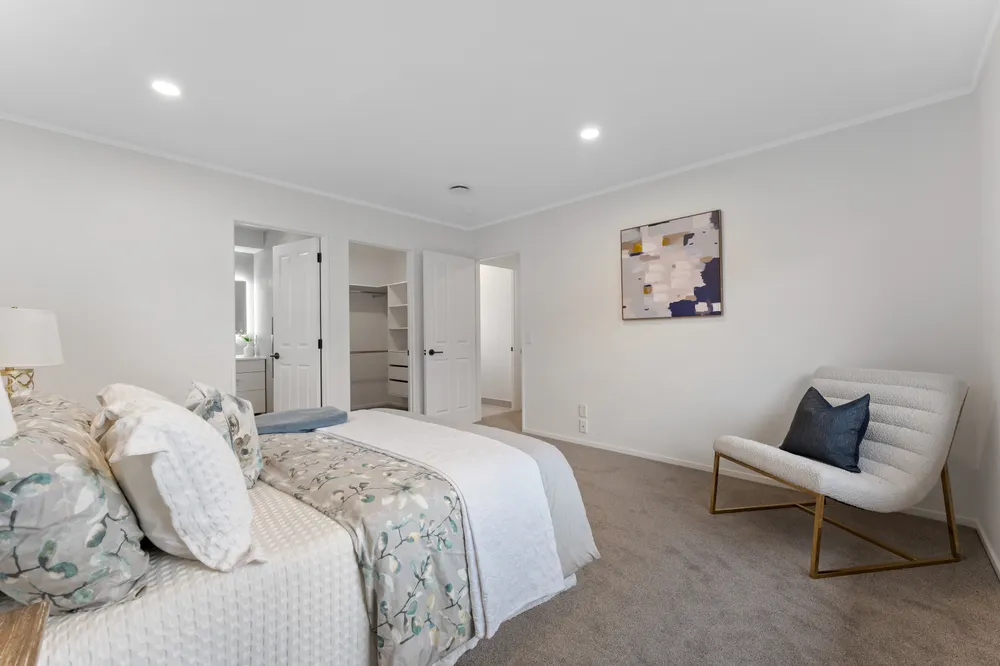 Photos of 15 Picasso Drive