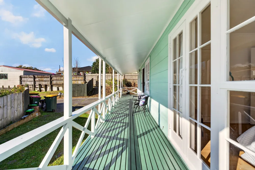Photos of 2/35A Woodglen Road