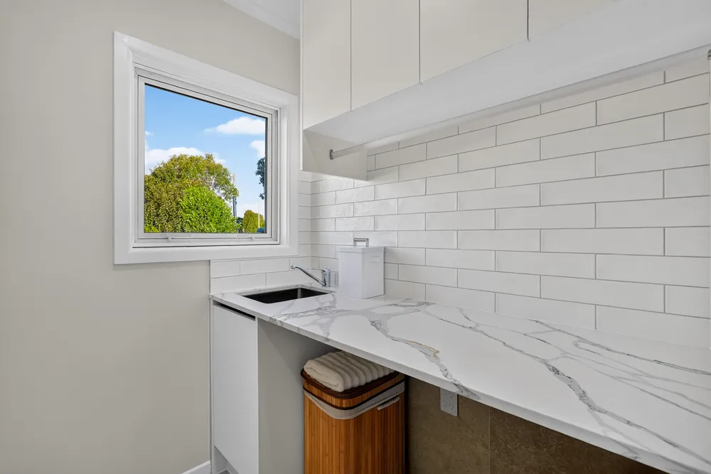 Photos of 313 East Coast Road