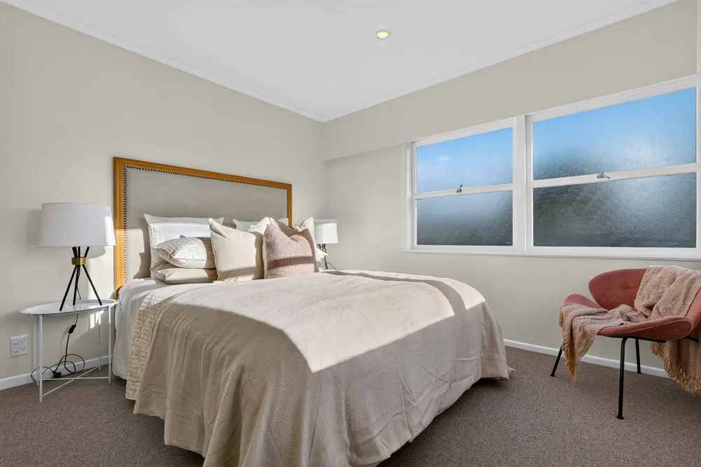 Photos of 313 East Coast Road
