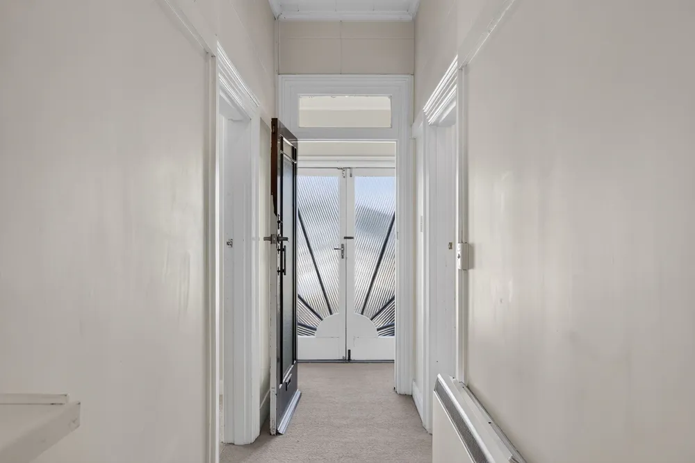 Photos of 20 Exeter Street