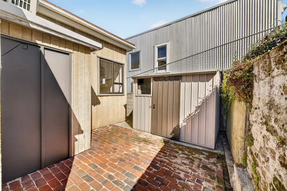 Photos of 20 Exeter Street