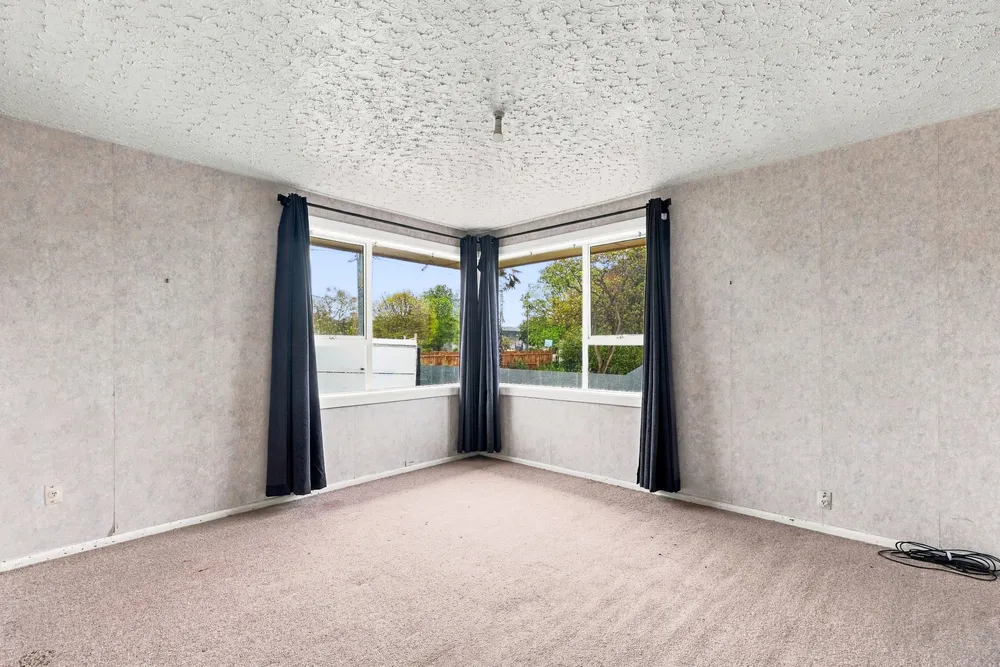 Photos of 9 Marshs Road