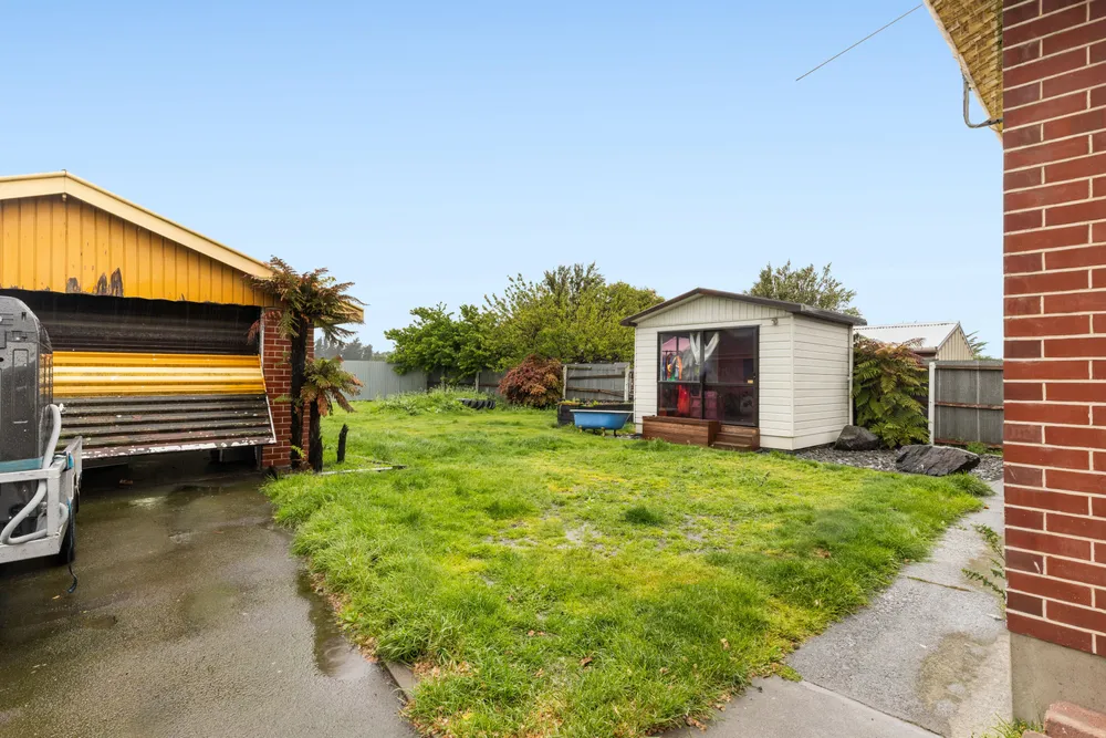 Photos of 9 Marshs Road