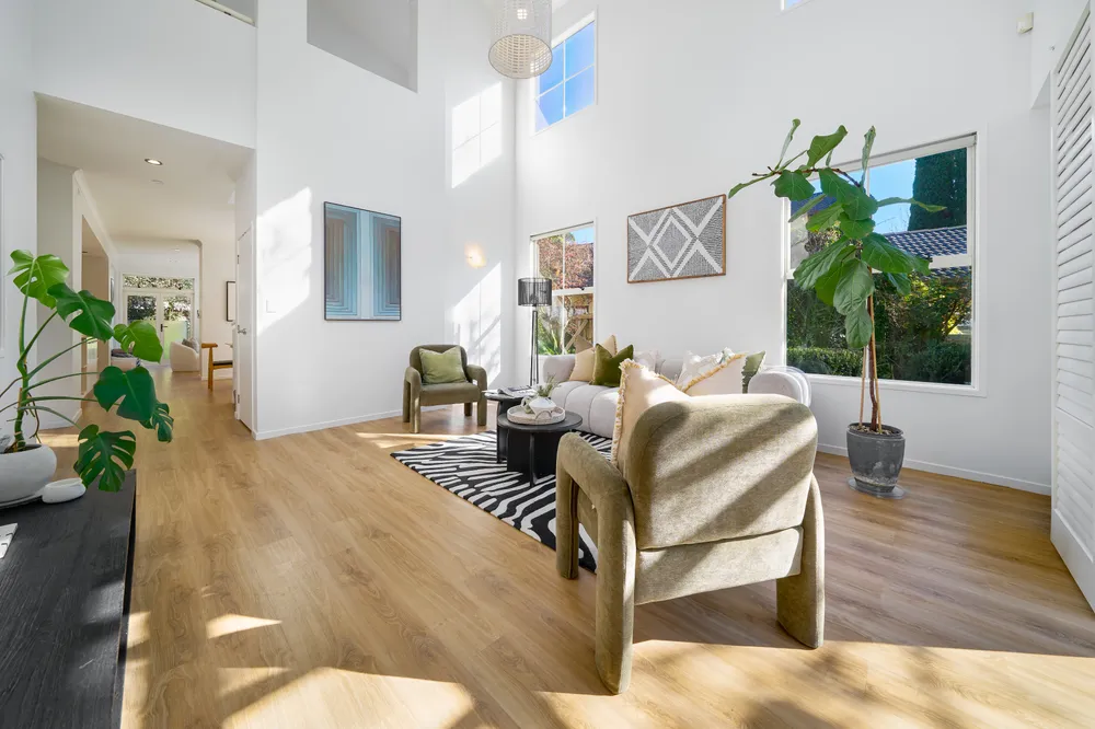Photos of 22 Clemow's Lane